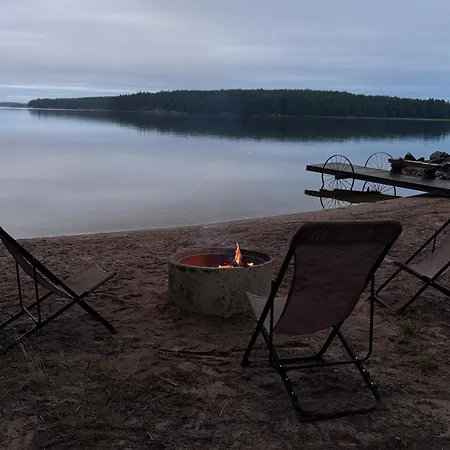 Kesaemoekki Korpilahdella, Paeijaenteen Rannalla * Jyväskylä
